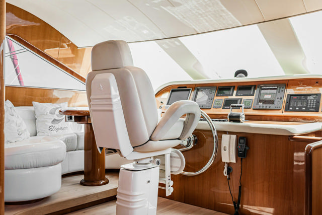 Northwind Aurora 38