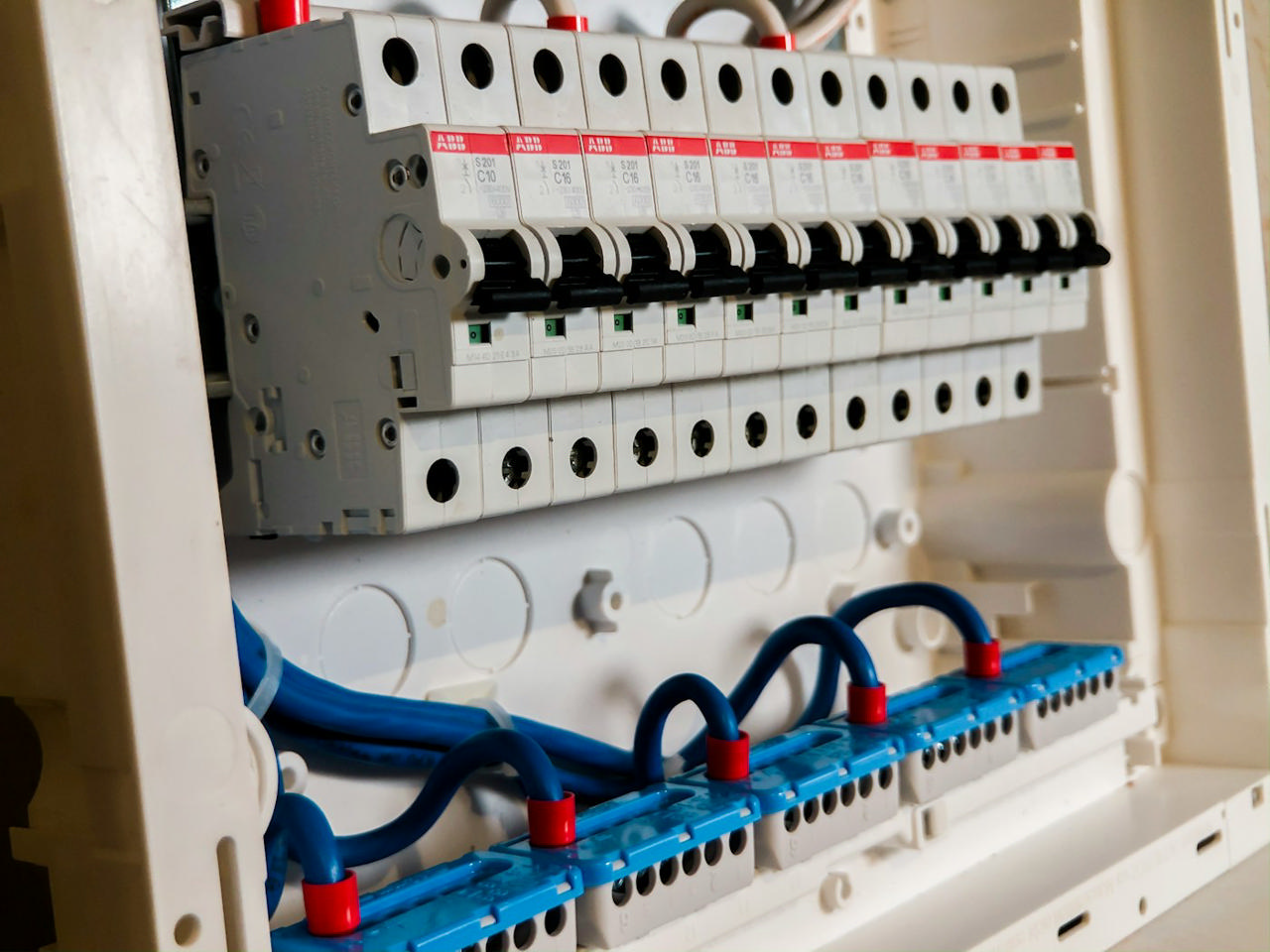 Northwind 6-Circuit AC Breaker Sub-Panel